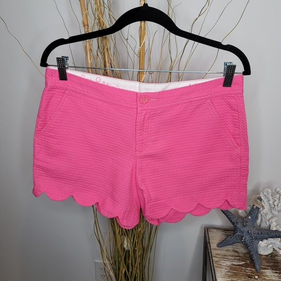 Lilly Pulitzer Pants - Lilly Pulitzer The Buttercup Scalloped Hem Shorts Womens 4